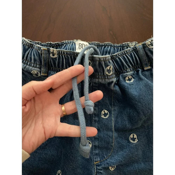 Urban Outfitters BDG Baggy 90s Jeans Smiley Face Embroidered Size Small Grunge - Picture 6 of 12